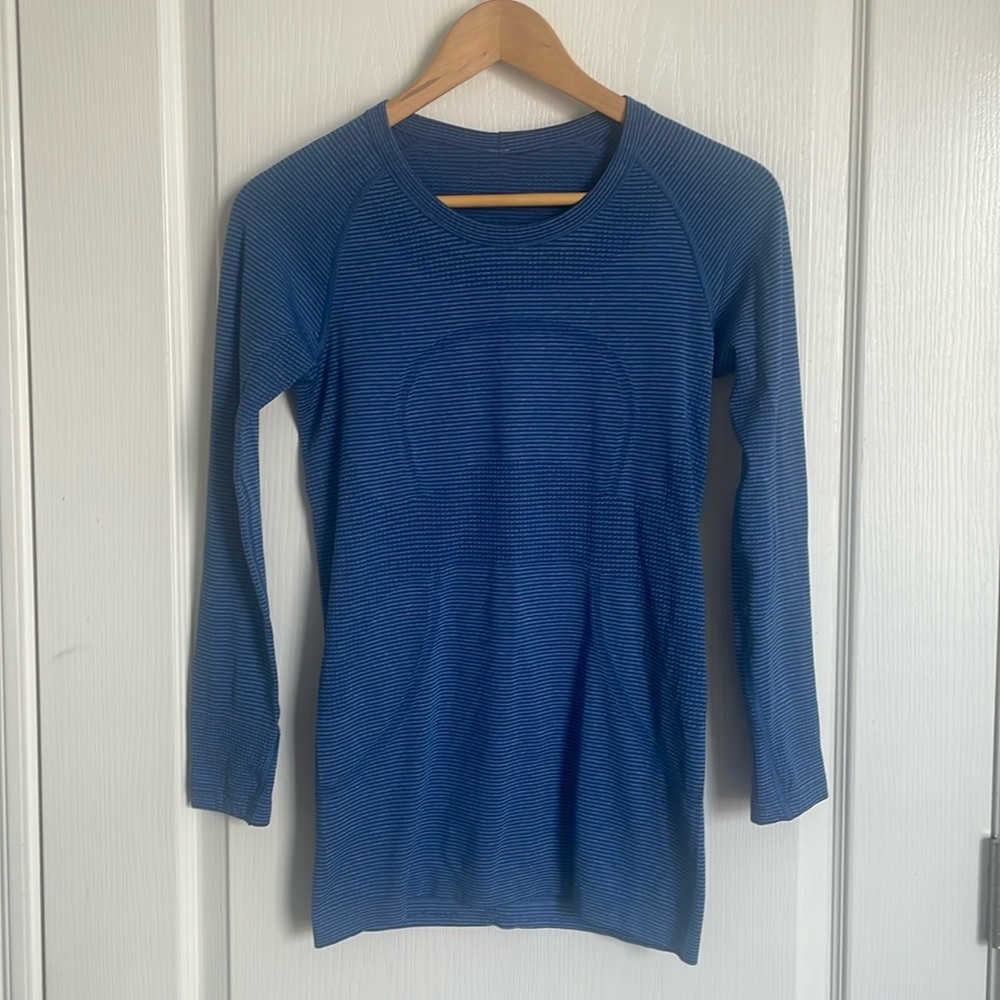 Lululemon Run Swiftly Tech Long Sleeve Blue Stripe  Sz 6 Athletic Running